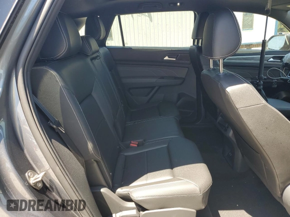 2023 Volkswagen Atlas SE z VIN 1V2JE2CA9PC225255, wystawiony jako Copart lot #58128665 z przebiegiem 40 220 mil mil oraz Szkoda całkowita • Salvage title. Historia ofert i sprzedaży dostępna na DreamBid. Obrazek 11.