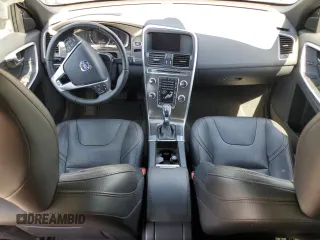 2016 Volvo XC60 T6 Drive-E z VIN YV449MDK9G2784944, wystawiony jako Copart lot #57964524 z przebiegiem 76 139 mil mil oraz Szkoda całkowita • Salvage title. Historia ofert i sprzedaży dostępna na DreamBid. Obrazek 8.