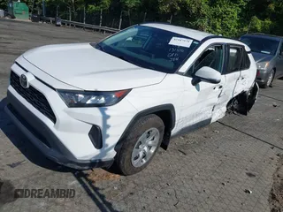 2021 Toyota RAV4 LE z VIN 2T3G1RFV1MW214483, wystawiony jako IAAI lot #42187978 z przebiegiem 75 902 mil mil oraz . Historia ofert i sprzedaży dostępna na DreamBid. Obrazek 17.