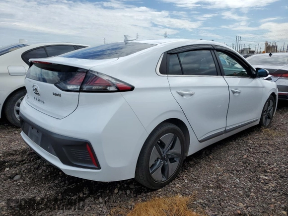 2021 Hyundai Ioniq Limited z VIN KMHC05LC2MU255940, wystawiony jako Copart lot #60332364 z przebiegiem Nie podano mil oraz Szkoda całkowita • Salvage title. Historia ofert i sprzedaży dostępna na DreamBid. Obrazek 3.