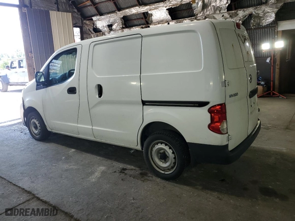2015 Nissan NV200 S with VIN 3N6CM0KN1FK690611, listed as a Copart auction lot 70270434 with 155005 miles and Salvage Title. Bid and sale history available at carsss.com. Image 2.