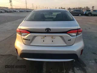 2022 Toyota Corolla LE with VIN JTDEPMAE5NJ227723, listed as a Copart auction lot 83237564 with 38,831 mi miles and Salvage Title. Bid and sale history available at carsss.com. Image 6.