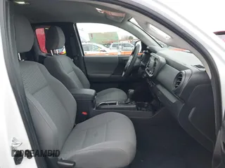 2022 Toyota Tacoma SR with VIN 3TYSX5EN1NT010664, listed as a IAAI auction lot 41642295 with 29,848 mi miles and . Bid and sale history available at DreamBid. Image 5.
