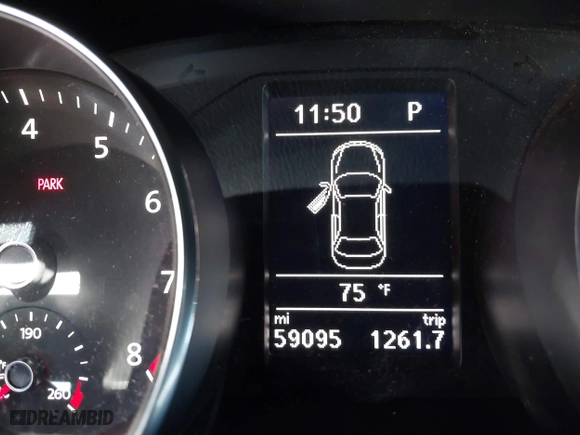 2018 Volkswagen Passat 2.0T SE with VIN 1VWBA7A3XJC045113, listed as a IAAI auction lot 41814006 with 59,095 mi miles. Bid and sale history available at carsss.com. Image 15.