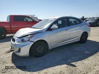 2017 Hyundai Accent SE z VIN KMHCT4AEXHU179394, wystawiony jako Copart lot #57889085 z przebiegiem 76 006 mil mil oraz Szkody całkowita. Historia ofert i sprzedaży dostępna na DreamBid. Obrazek 1.