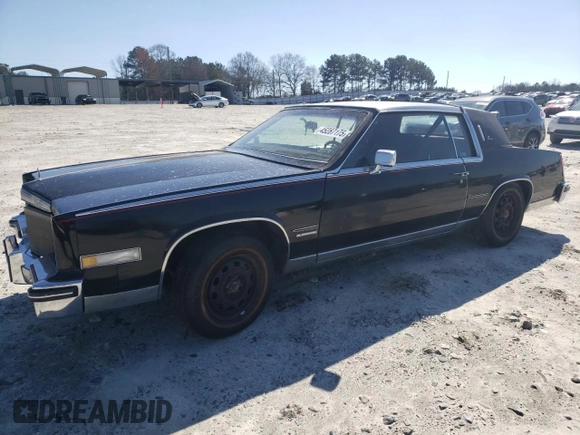 1981 Cadillac Eldorado z VIN 1G6AL5799BE635997, wystawiony jako Copart lot #45287175 z przebiegiem 46 416 mil mil oraz Czysty tytuł • Clean title. Historia ofert i sprzedaży dostępna na DreamBid. Obrazek 1.