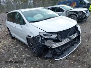 2023 Chrysler Pacifica Hybrid Limited with VIN 2C4RC1S76PR542993, listed as a IAAI auction lot 42042847 with 31,295 mi miles and . Bid and sale history available at DreamBid. Image 1.