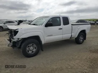 2014 Toyota Tacoma PreRunner with VIN 5TFTU4GN2EX063951, listed as a Copart auction lot 52083875 with 205,969 mi miles and Salvage title. Bid and sale history available at DreamBid. Image 1.