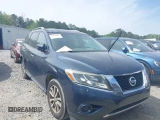 2015 Nissan Pathfinder SL with VIN 5N1AR2MN2FC670289, listed as a IAAI auction lot 42026083 with 153,933 mi miles and . Bid and sale history available at DreamBid. Image 1.