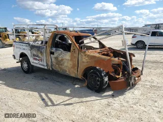 2014 Ford F-150 XL with VIN 1FTMF1CM9EKD02015, listed as a Copart auction lot 46937405 with 0 mi miles and Non Repairable. Bid and sale history available at carsss.com. Image 4.