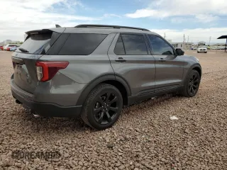 2023 Ford Explorer ST-Line with VIN 1FMSK7KHXPGA98224, listed as a Copart auction lot 52722685 with 32,773 mi miles and Salvage Title. Bid and sale history available at carsss.com. Image 3.