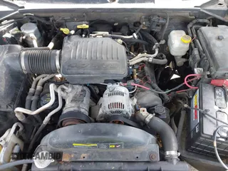 2006 Dodge Dakota SLT with VIN 1D7HW48N96S689743, listed as a IAAI auction lot 41772735 with 258,532 mi miles. Bid and sale history available at carsss.com. Image 10.