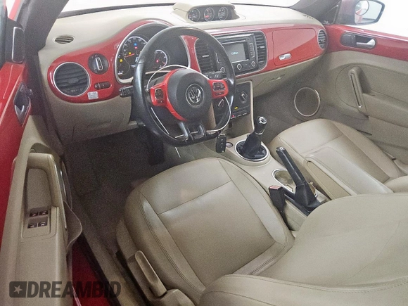 2013 Volkswagen Beetle 2.0L TDI w/Sound/Nav с VIN 3VW6L7AT0DM827922, выставлен на аукционе Copart как лот 59270675 с пробегом 139 246 миль миль и Чистый • Clean title. История ставок и продаж доступна на DreamBid. Изображение 8.