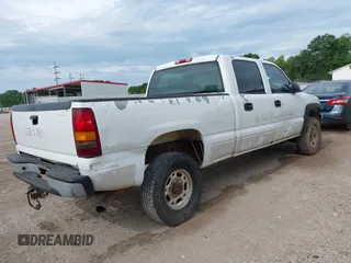 2006 GMC Sierra 2500HD SLE with VIN 1GTHC23U36F157077, listed as a IAAI auction lot 42438080 with Not provided miles and . Bid and sale history available at DreamBid. Image 4.