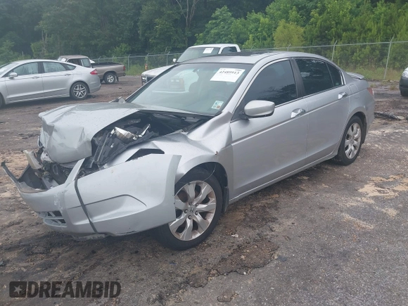 2008 Honda Accord EX-L z VIN 1HGCP36878A080301, wystawiony jako IAAI lot #42489913 z przebiegiem 220 939 mil mil oraz . Historia ofert i sprzedaży dostępna na DreamBid. Obrazek 2.