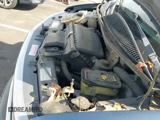 1999 Chevrolet Express z VIN 1GBFG15R6X1016165, wystawiony jako IAAI lot #43278799 z przebiegiem 225 670 mil mil oraz . Historia ofert i sprzedaży dostępna na DreamBid. Obrazek 17.