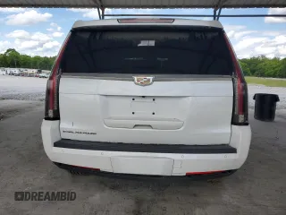 2016 Cadillac Escalade Luxury Collection z VIN 1GYS3BKJ0GR208476, wystawiony jako Copart lot #55760685 z przebiegiem 123 549 mil mil oraz Szkoda całkowita • Salvage title. Historia ofert i sprzedaży dostępna na DreamBid. Obrazek 6.