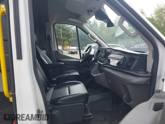 2020 Ford Transit Cargo with VIN 1FTBW3X86LKA66775, listed as a IAAI auction lot 42241856 with 66,985 mi miles and . Bid and sale history available at DreamBid. Image 5.