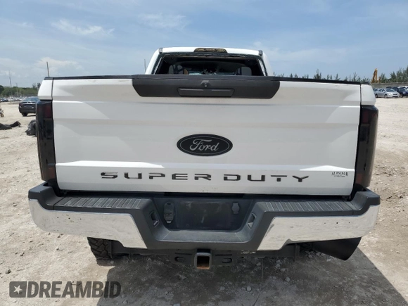 2017 Ford F-250 Lariat with VIN 1FT7W2BT6HEE28377, listed as a Copart auction lot 63569015 with 191,057 mi miles and Salvage title. Bid and sale history available at DreamBid. Image 6.