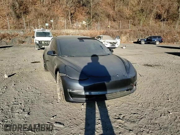 2020 Tesla Model 3 Performance z VIN 5YJ3E1EC9LF742555, wystawiony jako Copart lot #80116864 z przebiegiem 51 544 mil mil oraz Szkoda całkowita • Salvage title. Historia ofert i sprzedaży dostępna na DreamBid. Obrazek 13.
