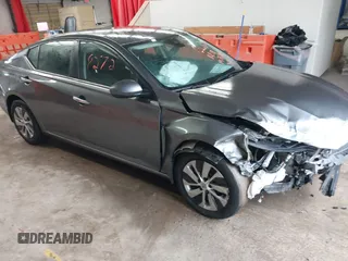 2022 Nissan Altima S z VIN 1N4BL4BV8NN422405, wystawiony jako IAAI lot #42268272 z przebiegiem 64 626 mil mil oraz . Historia ofert i sprzedaży dostępna na DreamBid. Obrazek 1.