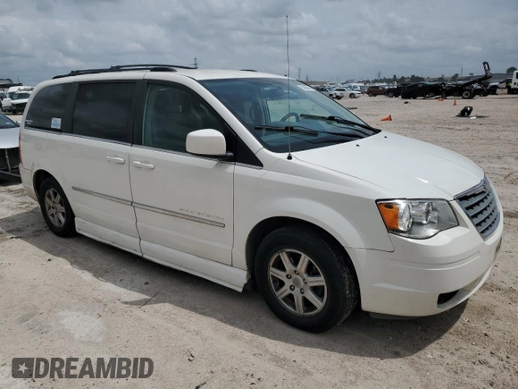 2010 Chrysler Town & Country Touring with VIN 2A4RR5D14AR129955, listed as a Copart auction lot 54684045 with 113,086 mi miles and Salvage Title. Bid and sale history available at DreamBid. Image 4.