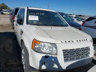 2008 Land Rover LR2 SE с VIN SALFS24N48H033076, выставлен на аукционе IAAI как лот 40809883 с пробегом 169 261 миль миль и . История ставок и продаж доступна на DreamBid. Изображение 6.
