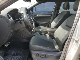 2022 Volkswagen Tiguan SE R-Line Black with VIN 3VVCB7AX6NM140264, listed as a Copart auction lot 55124815 with 28,340 mi miles and Salvage title. Bid and sale history available at DreamBid. Image 7.