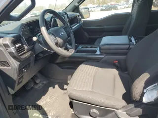 2022 Ford F-150 XL z VIN 1FTEX1EP5NKD35795, wystawiony jako Copart lot #53801345 z przebiegiem 42 469 mil mil oraz Szkoda całkowita • Salvage title. Historia ofert i sprzedaży dostępna na DreamBid. Obrazek 7.