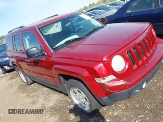 2014 Jeep Patriot Sport with VIN 1C4NJPBA2ED798311, listed as a IAAI auction lot 41893807 with 138,405 mi miles. Bid and sale history available at carsss.com. Image 1.