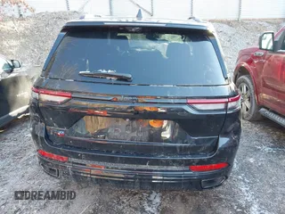 2024 Jeep Grand Cherokee with VIN 1C4RJYB69R8510818, listed as a IAAI auction lot 41574720 with 5,453 mi miles and . Bid and sale history available at DreamBid. Image 16.