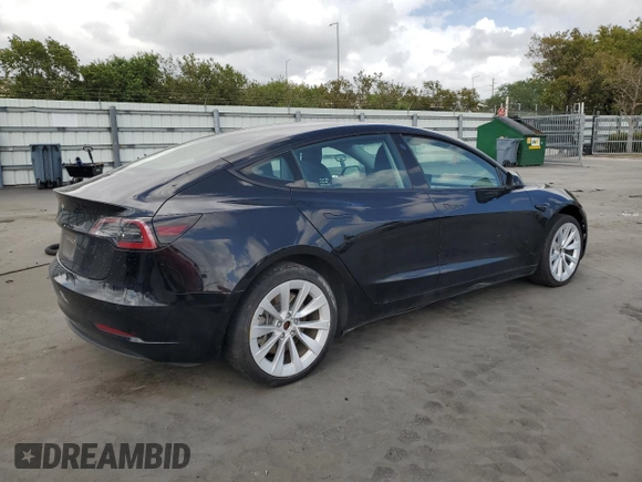 2022 Tesla Model 3 z VIN 5YJ3E1EA1NF286584, wystawiony jako Copart lot #52142755 z przebiegiem 83 340 mil mil oraz Czysty tytuł • Clean title. Historia ofert i sprzedaży dostępna na DreamBid. Obrazek 3.