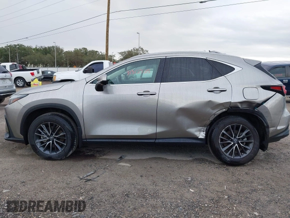 2022 Lexus NX 350 Premium with VIN 2T2GGCEZ1NC002402, listed as a IAAI auction lot 41312325 with 34,276 mi miles and . Bid and sale history available at DreamBid. Image 15.