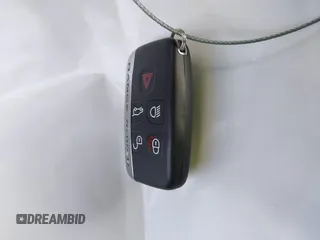 2018 Land Rover Range Rover Velar S с VIN SALYB2RN9JA732588, выставлен на аукционе IAAI как лот 41480879 с пробегом 113 877 миль миль и . История ставок и продаж доступна на DreamBid. Изображение 11.