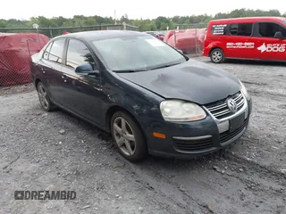 2010 Volkswagen Jetta Limited Edition с VIN 3VWAZ7AJ2AM113258, выставлен на аукционе IAAI как лот 42204340 с пробегом 137 306 миль миль и . История ставок и продаж доступна на DreamBid. Изображение 1.
