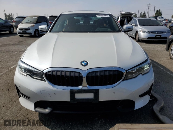 2020 BMW 3 Series 330i with VIN WBA5R1C01LFH42423, listed as a Copart auction lot 54194495 with 50,688 mi miles and Salvage Title. Bid and sale history available at carsss.com. Image 5.