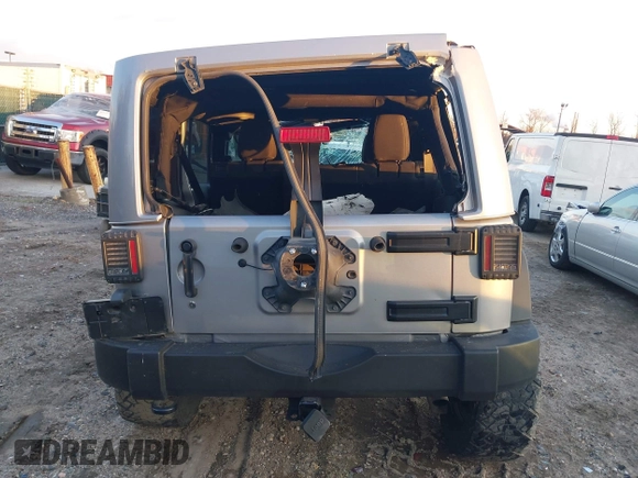 2018 Jeep Wrangler JK Unlimited Sport S with VIN 1C4BJWDG5JL862100, listed as a IAAI auction lot 40986228 with 1 mi miles. Bid and sale history available at carsss.com. Image 17.