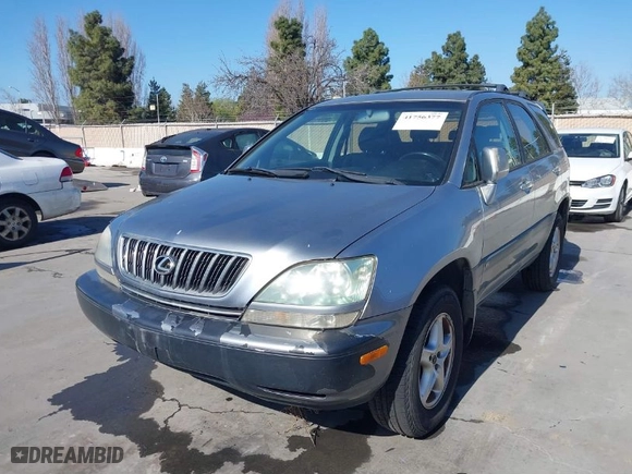 2001 Lexus RX 300 with VIN JTJHF10U210226081, listed as a IAAI auction lot 41756377 with 202,257 mi miles. Bid and sale history available at carsss.com. Image 6.