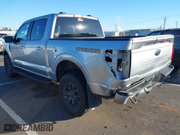 2023 Ford F-150 XL with VIN 1FTEW1E87PFA92353, listed as a IAAI auction lot 41418058 with 13,668 mi miles. Bid and sale history available at carsss.com. Image 3.