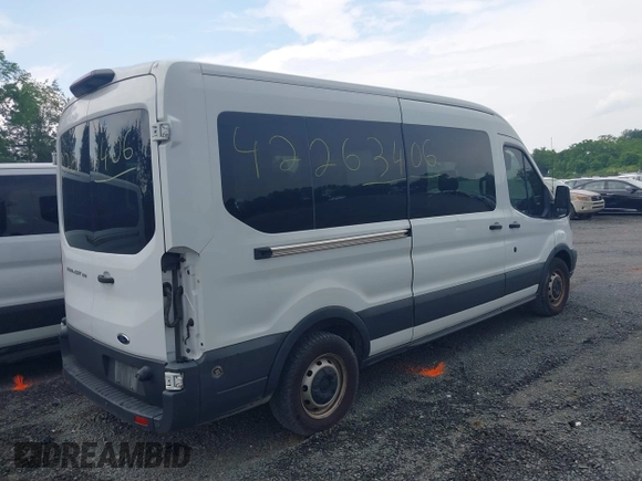 2018 Ford Transit Passenger XL with VIN 1FBAX2CMXJKB46104, listed as a IAAI auction lot 42263406 with Not provided miles and . Bid and sale history available at DreamBid. Image 4.