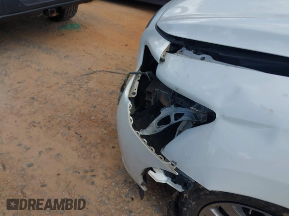 2015 Infiniti QX60 with VIN 5N1AL0MM2FC533155, listed as a IAAI auction lot 42318943 with 197,033 mi miles and . Bid and sale history available at DreamBid. Image 18.