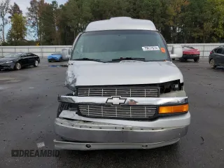 2003 Chevrolet Express Cargo YF7 Upfitter with VIN 1GBFG15T031162552, listed as a Copart auction lot 79677874 with 187,193 mi miles and Salvage title. Bid and sale history available at DreamBid. Image 5.