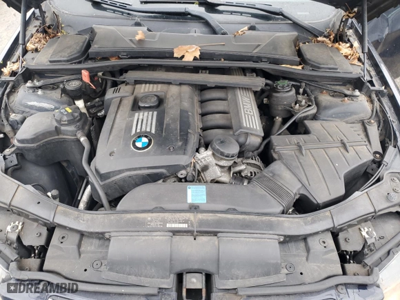 2008 BMW 3 Series 328xi with VIN WBAVC93558K039883, listed as a Copart auction lot 52003785 with 162,015 mi miles and Salvage Title. Bid and sale history available at carsss.com. Image 11.