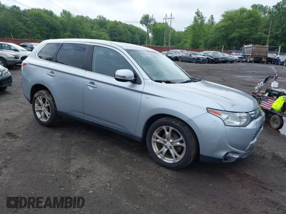 2014 Mitsubishi Outlander GT with VIN JA4JZ4AX3EZ013934, listed as a IAAI auction lot 42382774 with 66,829 mi miles and . Bid and sale history available at DreamBid. Image 1.