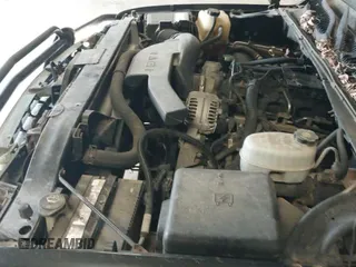 2005 Chevrolet Suburban LT с VIN 1GNFK16Z55J132258, выставлен на аукционе IAAI как лот 41645755 с пробегом 295 430 миль миль и . История ставок и продаж доступна на DreamBid. Изображение 19.
