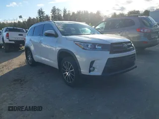 2018 Toyota Highlander SE с VIN 5TDJZRFH8JS826833, выставлен на аукционе IAAI как лот 41212549 с пробегом 50 791 миль миль и . История ставок и продаж доступна на DreamBid. Изображение 1.