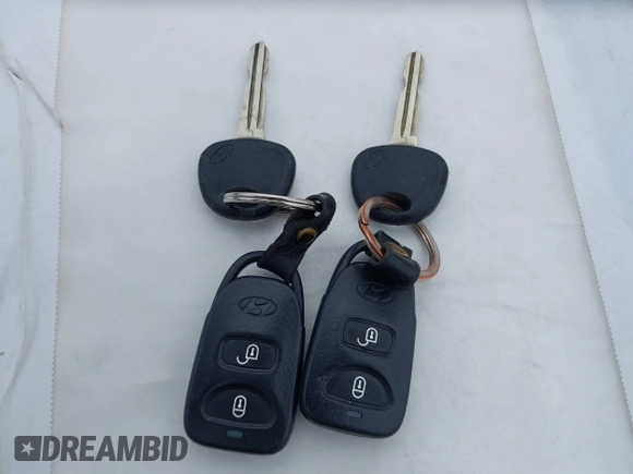 2007 Hyundai Santa Fe GLS с VIN 5NMSG73D67H085335, выставлен на аукционе IAAI как лот 42283118 с пробегом 200 133 миль миль и . История ставок и продаж доступна на DreamBid. Изображение 11.