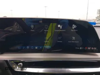 2024 Cadillac LYRIQ Luxury z VIN 1GYKPPRK1RZ109216, wystawiony jako IAAI lot #42180416 z przebiegiem 13 470 mil mil oraz . Historia ofert i sprzedaży dostępna na DreamBid. Obrazek 19.
