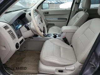 2008 Ford Escape Hybrid с VIN 1FMCU59H78KE17649, выставлен на аукционе Copart как лот 51323005 с пробегом 177 923 миль миль и Чистый • Clean title. История ставок и продаж доступна на DreamBid. Изображение 7.