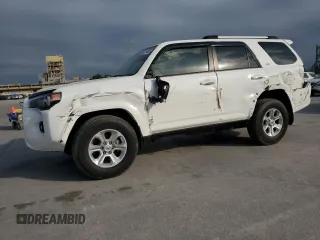 2022 Toyota 4Runner SR5 with VIN JTEEU5JR3N5259981, listed as a Copart auction lot 52814875 with 41,155 mi miles and Salvage title. Bid and sale history available at DreamBid. Image 1.